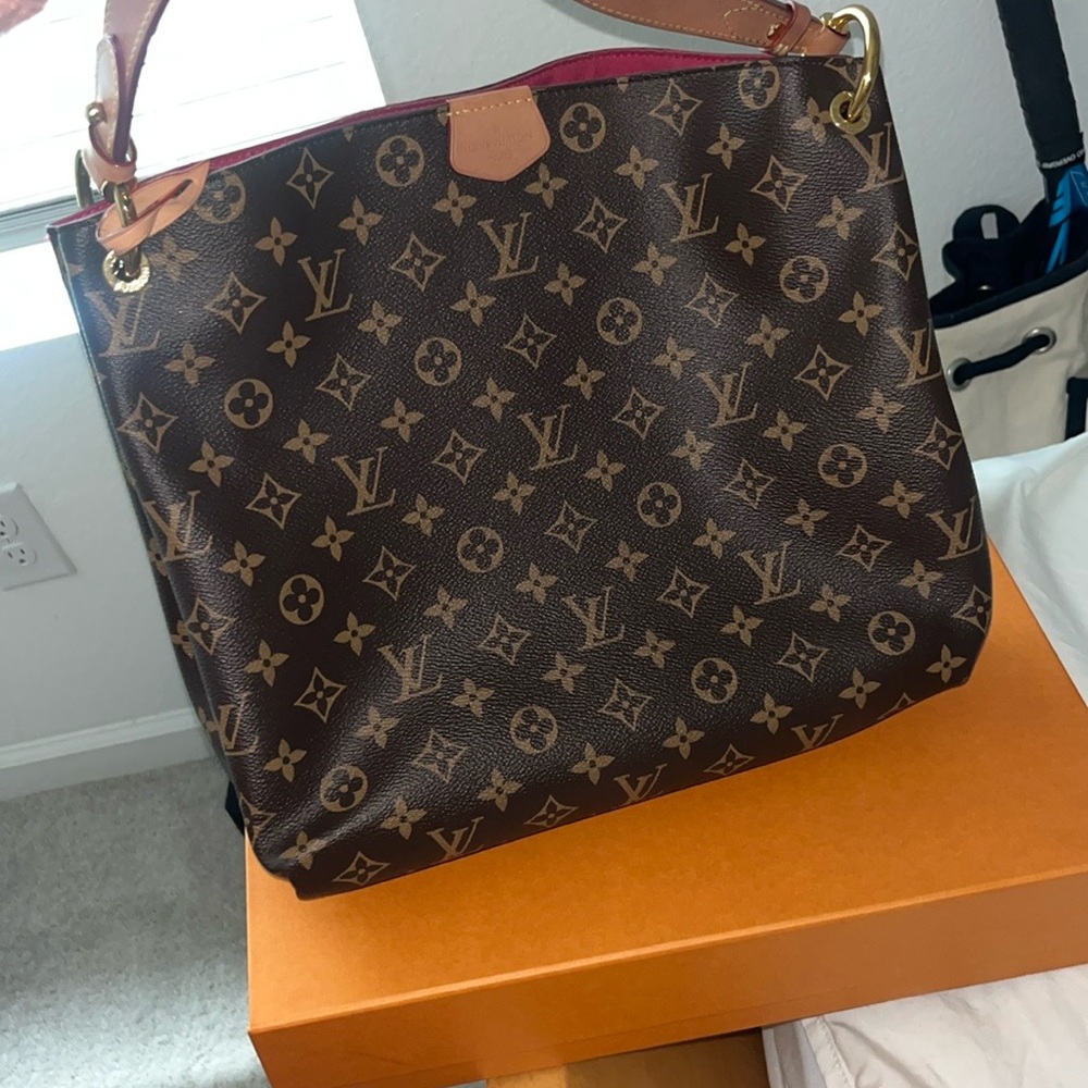 Louis Vuitton Monogram Shoulder Bag in Brown and Pink